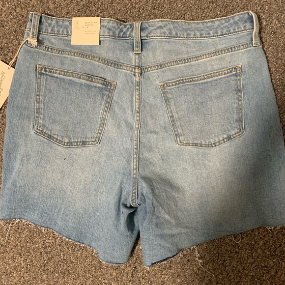 NWT High Waisted Denim Boyfriend Shorts - Picture 4 of 4